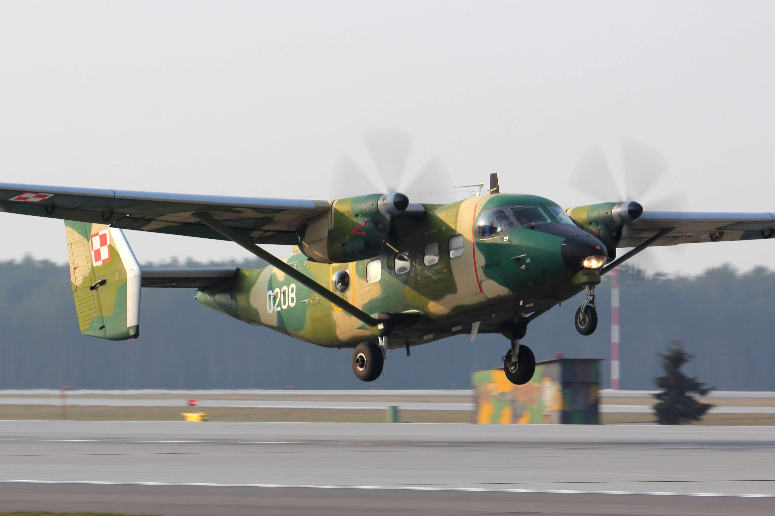 Collaboration Agreement between the Hungarian Aerospace Cluster and the Aviation Valley Poland.